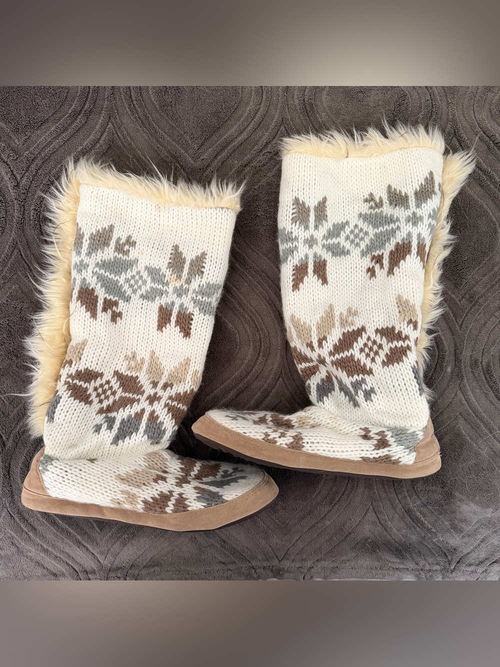 MUK LUKS Women’s Knit Slipper Boots – Fair Isle/Nordic Snowflake – size L (8/9)